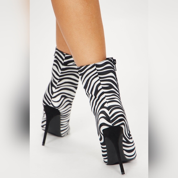 Zebra print ankle boots - Picture 4 of 4